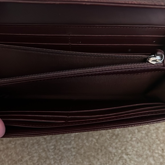 Chanel Gusset Flap Wallet - Picture 3 of 8